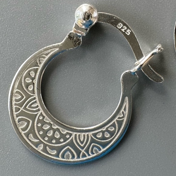 Sterling Silver Patterned Small Hoops - Picture 5 of 5